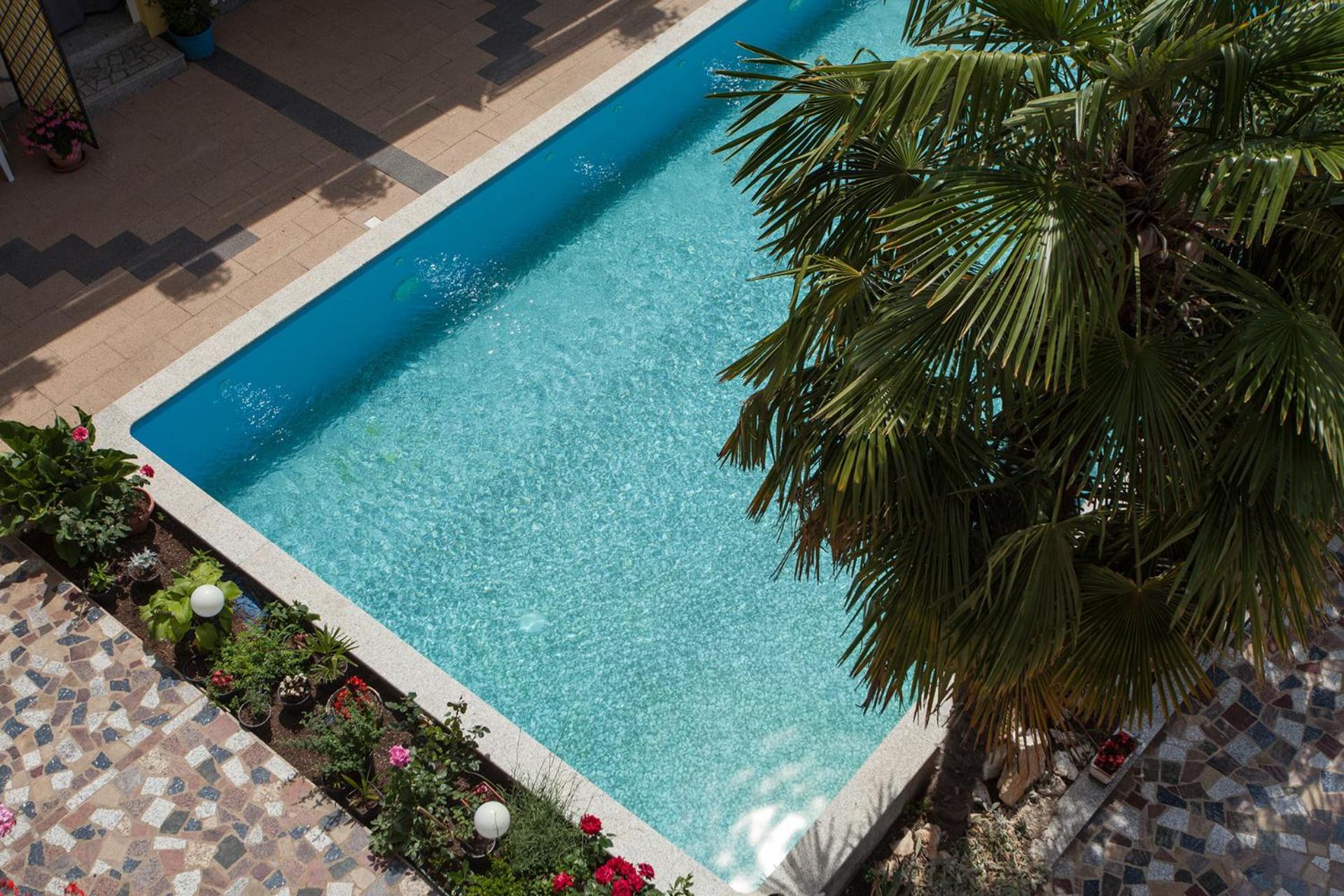 Apartments Paradis ロヴィニ 部屋 写真