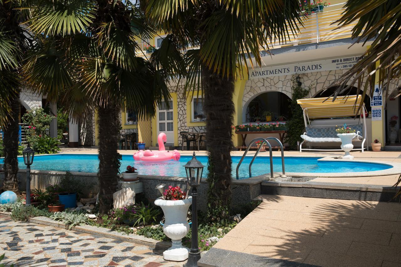 Apartments Paradis ロヴィニ エクステリア 写真